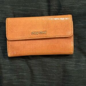 Miu Miu Croc-Embossed Wallet Peach/Coral
